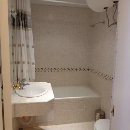 Victoria Palace Apartment *